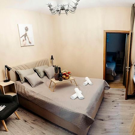 Riga Central Apartments - Skolas Str. Parking Nearby 外观 照片